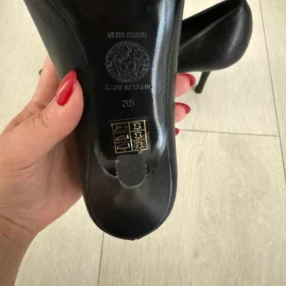 Versace Women’s High Heels - Brand New - Picture 3 of 4